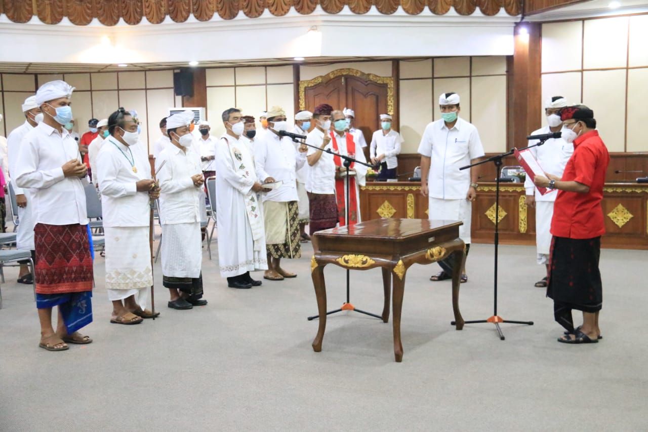 podiumnews.com-Akselerasi Program Prioritas, Gubernur Bali Dorong Birokrasi Bekerja Luar Biasa